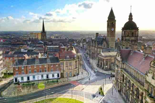 What are the best places to see in Wakefield?
